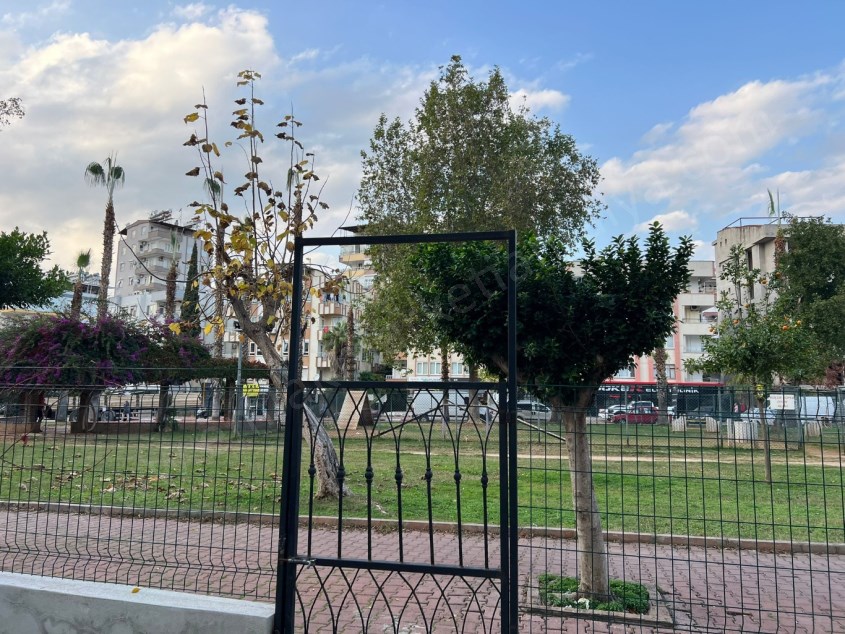 ARAŞTIRMA HASTANESİNE YÜRÜYÜŞ MESAFELİ LÜKS FULL EŞYALI 1+1 