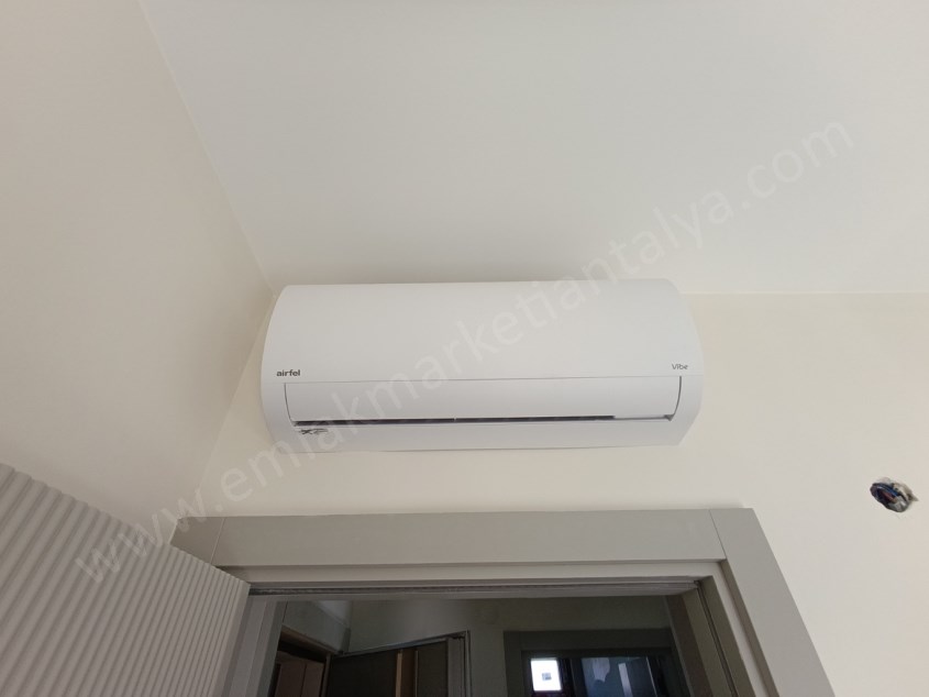 TRAMVAYIN DİBİNDE , ARAKATTA , LÜKS , SIFIR SATILIK DAİRE 