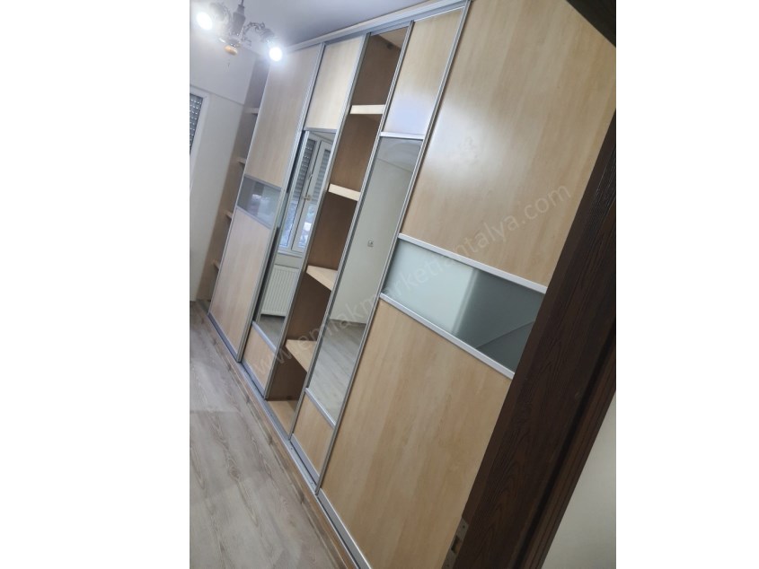 ŞİRİNYALIDA ARAKAT , KOMBİLİ KATTA 3+1