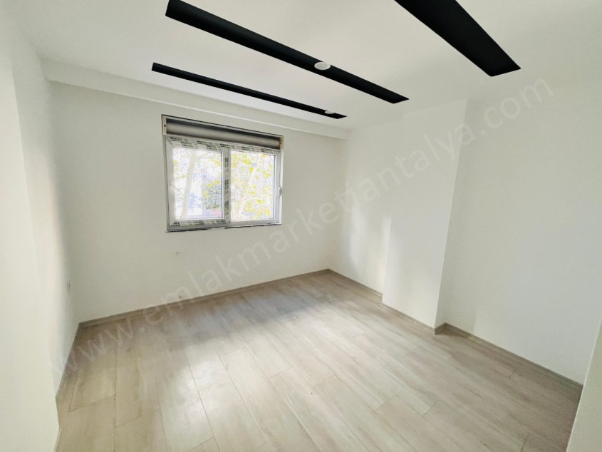 CUMHURİYETTE KAT VE CEPHE SEÇENEKLİ GENİŞ 1+1 LER 