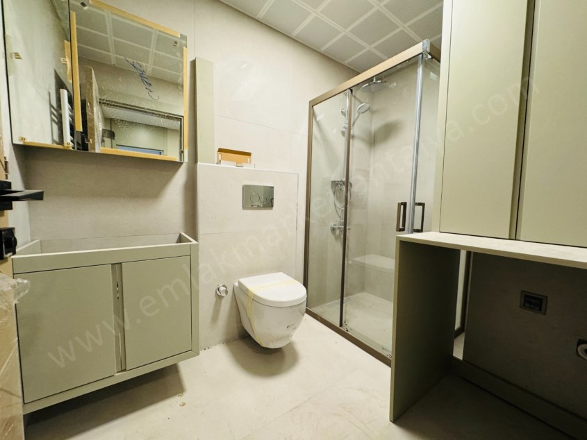 TEK YETKİLİ !!! ZERDALİLİKTE SIFIR D.GAZLI ÇİFT BANYOLU 3+1