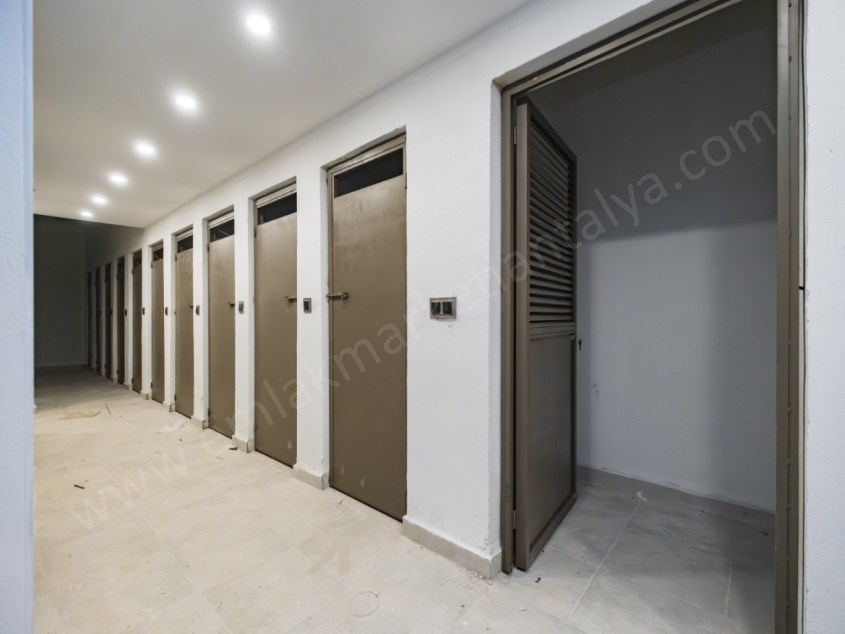 TEK YETKİLİ !!! ZERDALİLİKTE SIFIR D.GAZLI ÇİFT BANYOLU 3+1