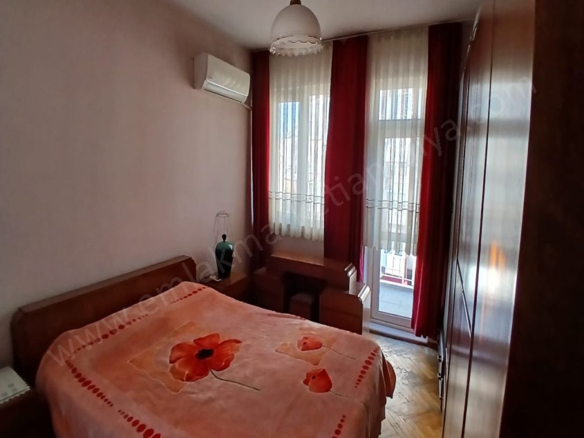 ATATÜRK HASTANESİ KARŞISI , CADDE ÜZERİ , ASANSÖRLÜ , MUHTEŞEM KONUMDA 3+1 SATILIK DAİRE