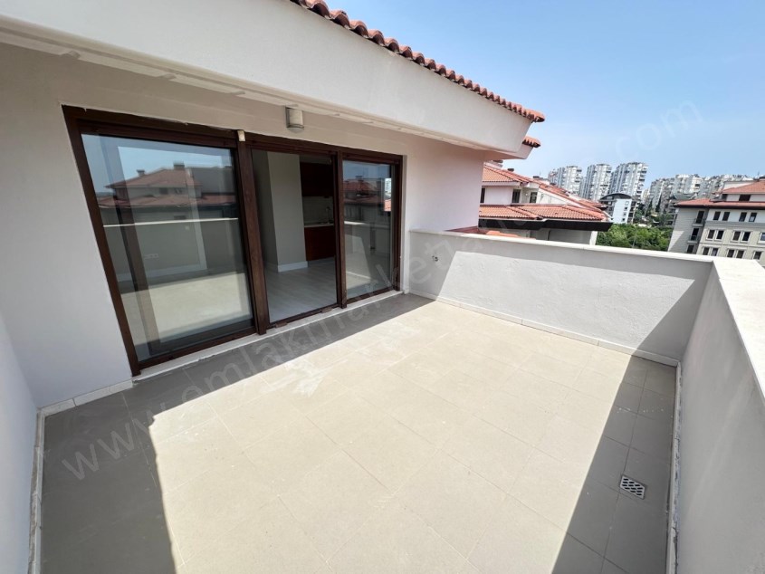 KONAKLAR BÖLGESİNDE FULL DONANIMLI GENİŞ LÜKS 4+1 DUBLEKS 