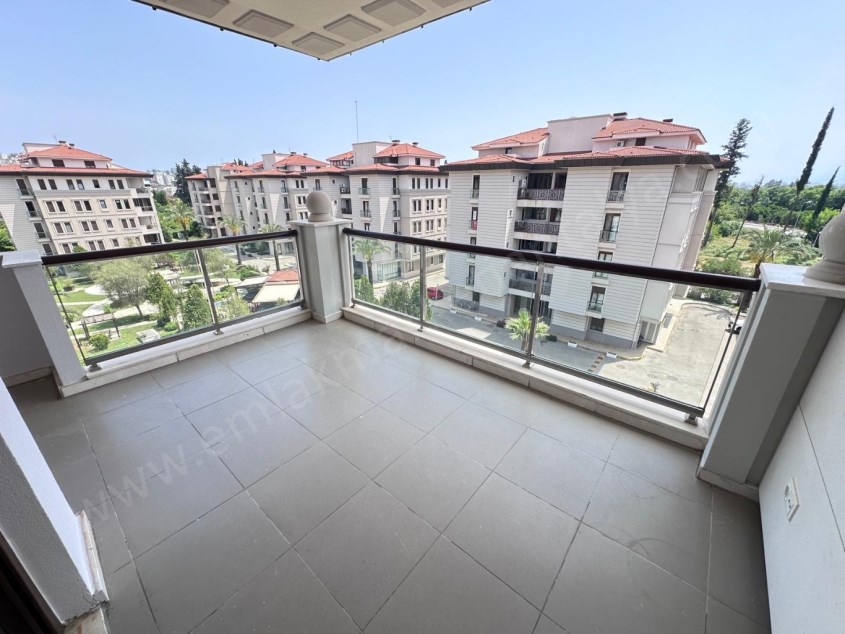 KONAKLAR BÖLGESİNDE FULL DONANIMLI GENİŞ LÜKS 4+1 DUBLEKS 