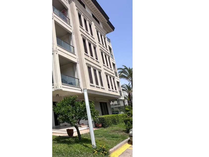 KONAKLAR BÖLGESİNDE FULL DONANIMLI GENİŞ LÜKS 4+1 DUBLEKS 