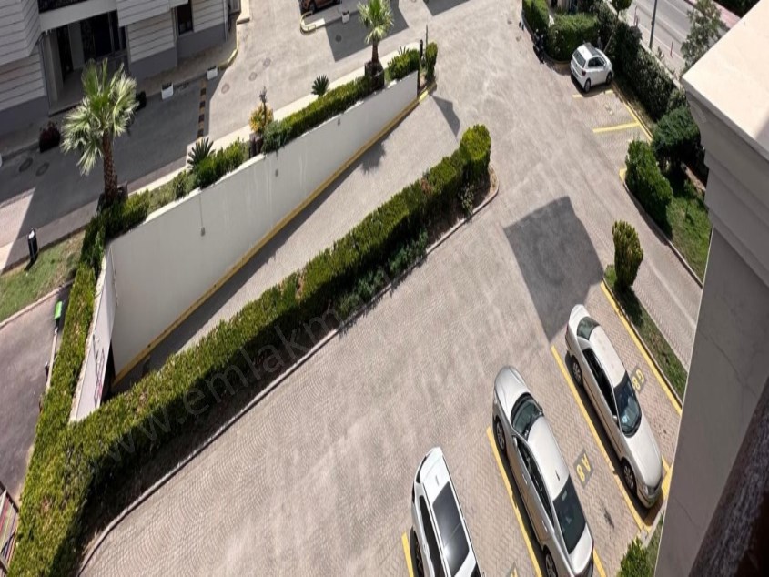 KONAKLAR BÖLGESİNDE FULL DONANIMLI GENİŞ LÜKS 4+1 DUBLEKS 