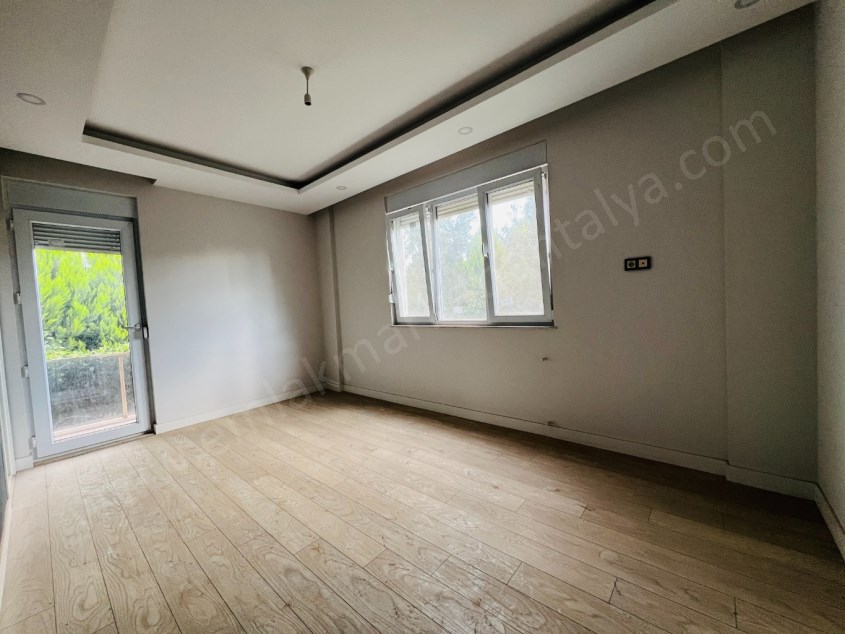 VİLLA TADINDA ÇOK KEYİFLİ KATTA TEK ÇOK GENİŞ