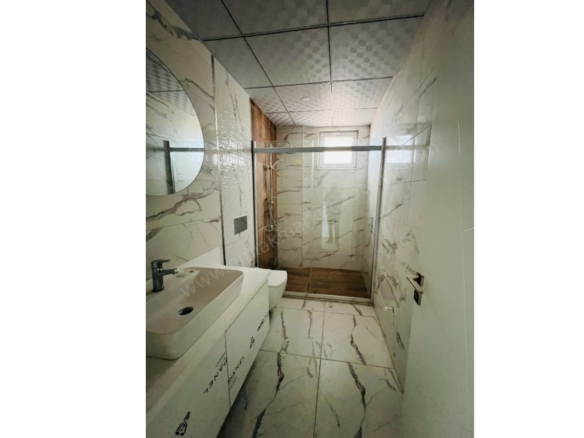 VİLLA TADINDA ÇOK KEYİFLİ KATTA TEK ÇOK GENİŞ