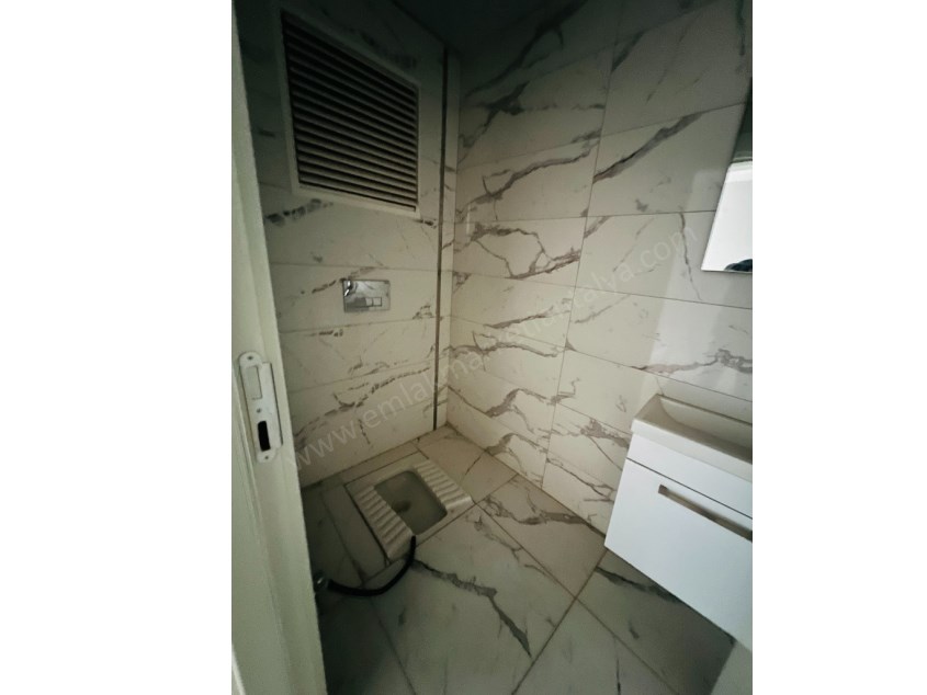 VİLLA TADINDA ÇOK KEYİFLİ KATTA TEK ÇOK GENİŞ