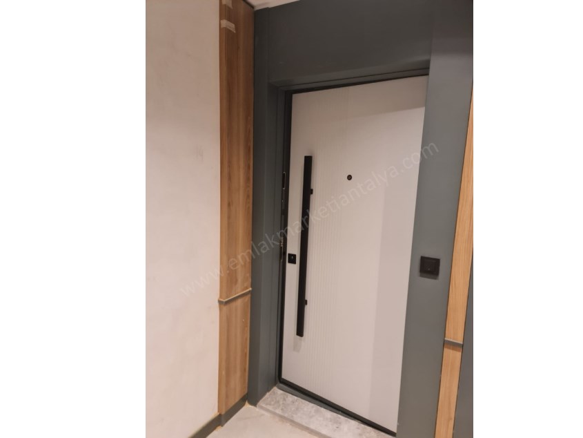 IŞIKLAR CADDESİ KONFOR VE PRESTİJ BİR ARADA 3+1 SIFIR DAİRE 