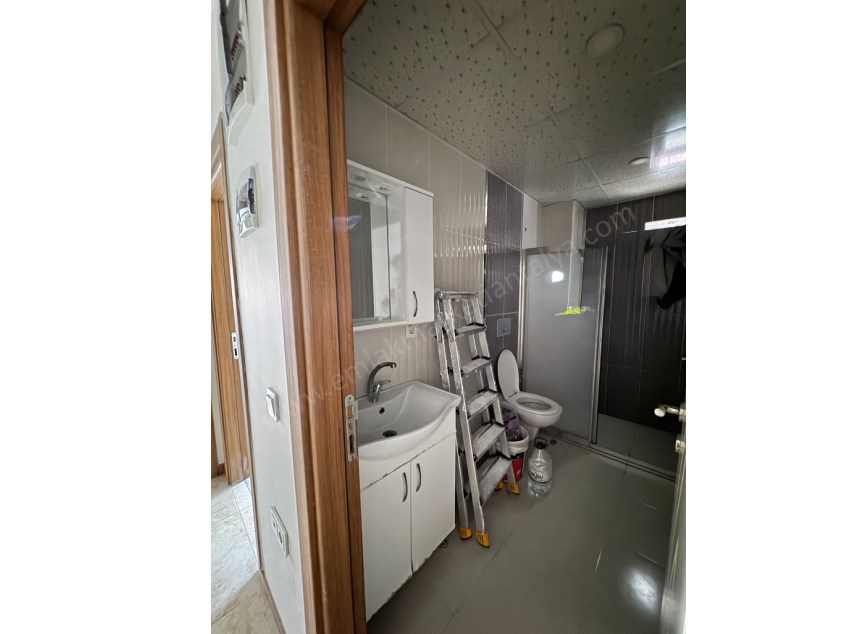 BÜYÜKŞEHİR BELEDİYE YANINDA HER ŞEYİ AYRI 2+1 DAİRE 