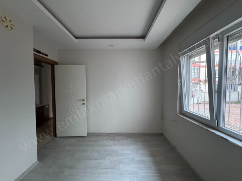 BÜYÜKŞEHİR BELEDİYE YANINDA HER ŞEYİ AYRI 2+1 DAİRE 