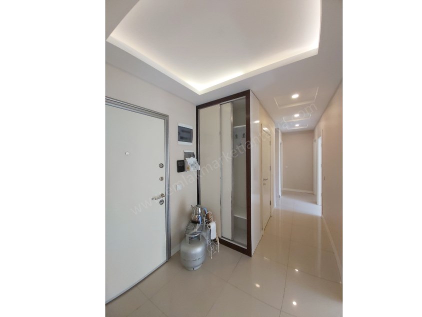 KIZILTOPRAKTA FULL DONANIMLI SİTE İÇİ 2+1 DAİRE VE YAŞAM ALANI