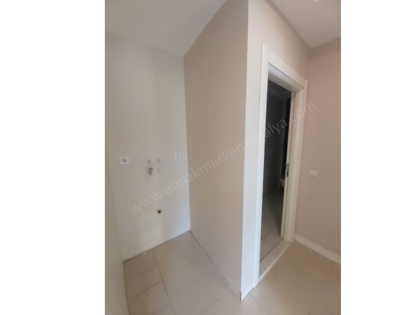 KIZILTOPRAKTA FULL DONANIMLI SİTE İÇİ 2+1 DAİRE VE YAŞAM ALANI