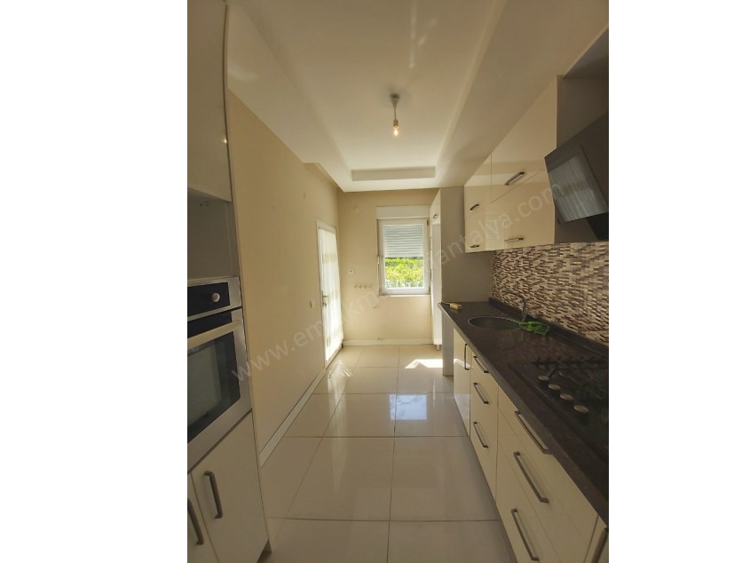 KIZILTOPRAKTA FULL DONANIMLI SİTE İÇİ 2+1 DAİRE VE YAŞAM ALANI