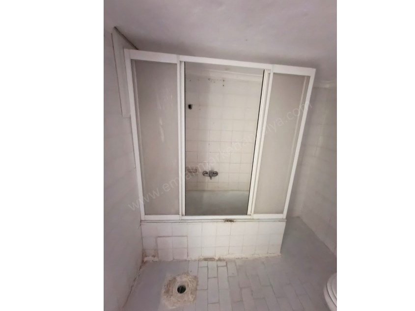 MEVLANA KAVŞAĞINDA 75.YIL LİSESİ  VE BÜYÜKŞEHİR BELEDİYESİ YAKINI KİRALIK DAİRE