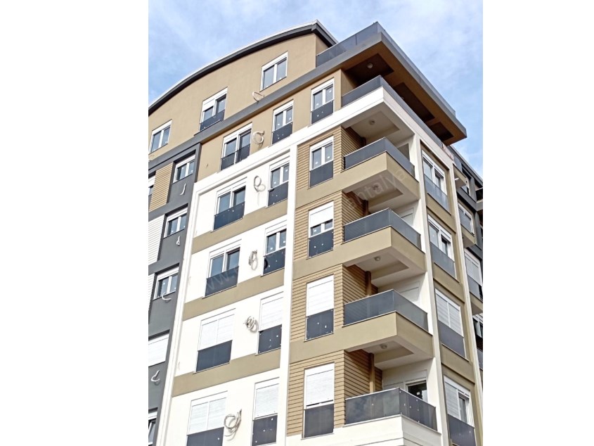 MEVLANA CADDE ARKASINDA ÇİFT BANYOLU SIFIR 4+1 FIRSAT DAİRE