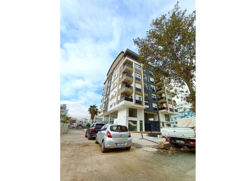 MEVLANA CADDE ARKASINDA ÇİFT BANYOLU SIFIR 4+1 FIRSAT DAİRE