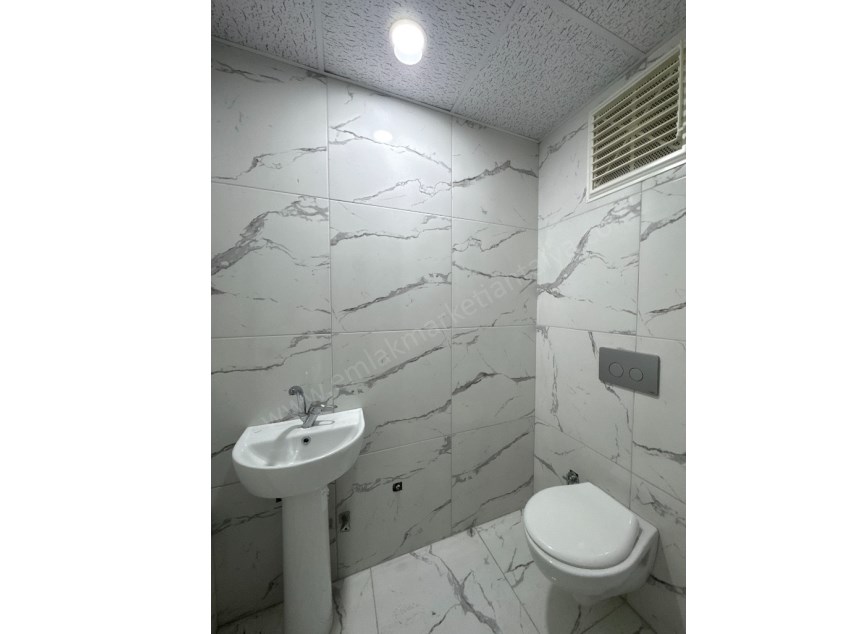 MEVLANA CADDE ARKASINDA ÇİFT BANYOLU SIFIR 4+1 FIRSAT DAİRE