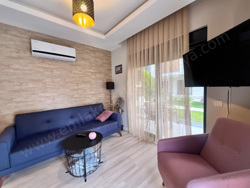 VİLLA TADINDA 1+1 EŞYALI HAVUZLU SİTE SAHİLE HAVALİMANINA YAKIN