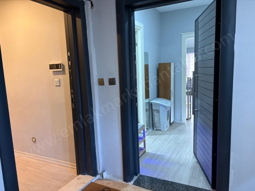 TEK TAPUDA 3 AYRI GİRİŞLİ DAİRE 6+3 TERRACİTY VE LAURA YAKINI