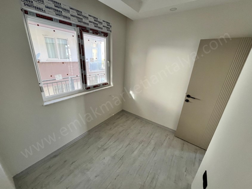 ŞİFA HASTANESİ YAKINI , SIFIR BİNADA ARAKAT 2+1