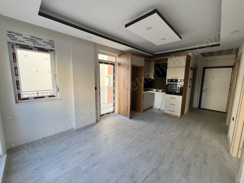 ŞİFA HASTANESİ YAKINI , SIFIR BİNADA ARAKAT 2+1