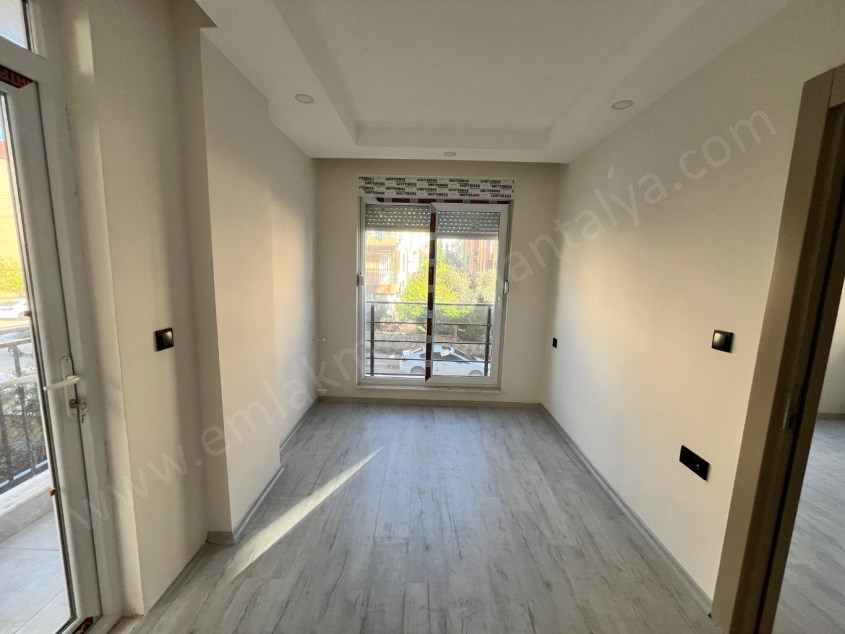 ŞİFA HASTANESİ YAKINI , SIFIR BİNADA ARAKAT 2+1