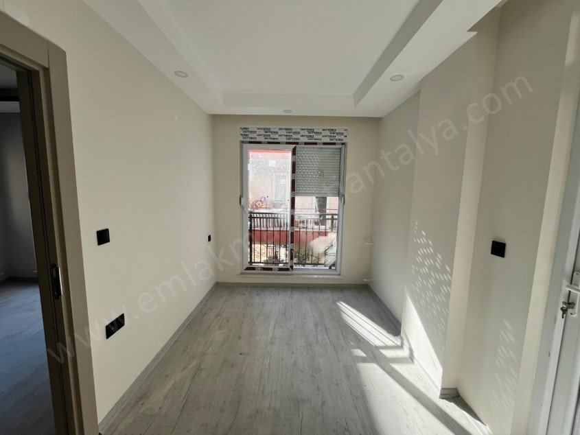  ŞİFA HASTANESİ YAKINI KATTA SIFIR ÇOK ŞIK 2+1 LER 