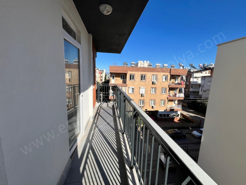 ŞİFA HASTANESİ YAKINI , ÖNÜ AÇIK , GENİŞ SIFIR 4+1 SIFIR DUBLEKS