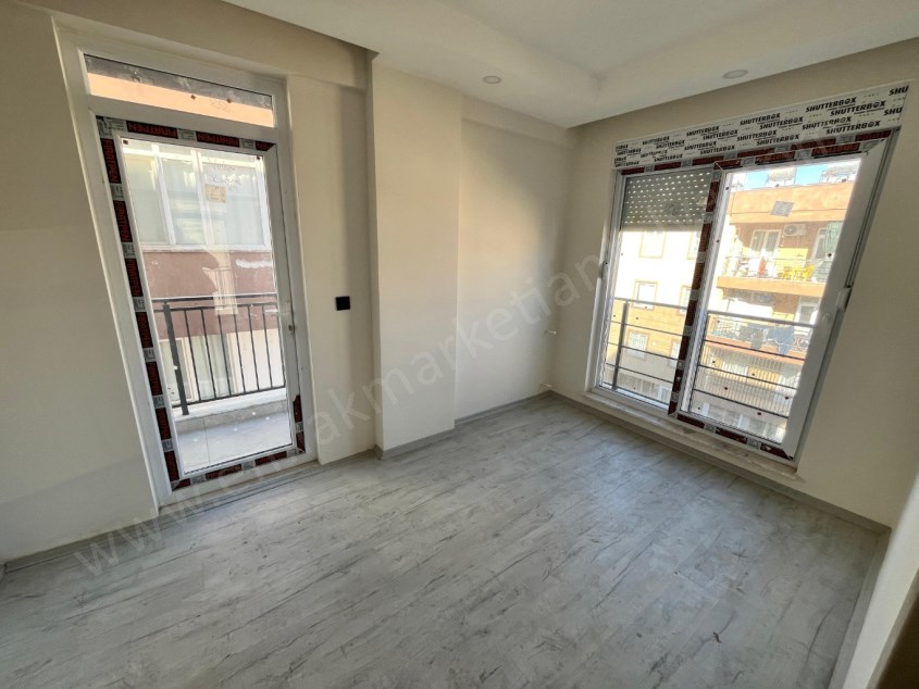 ŞİFA HASTANESİ YAKINI , ÖNÜ AÇIK , GENİŞ SIFIR 4+1 SIFIR DUBLEKS