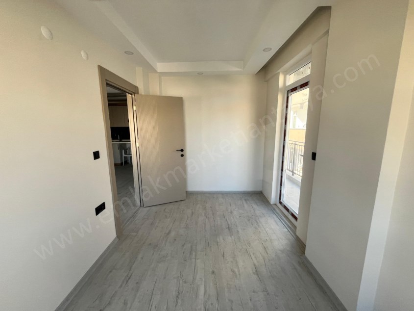  KUZEYYAKA DA ŞİFA YAKINI GENİŞ VE FERAH SIFIR DUBLEKS 