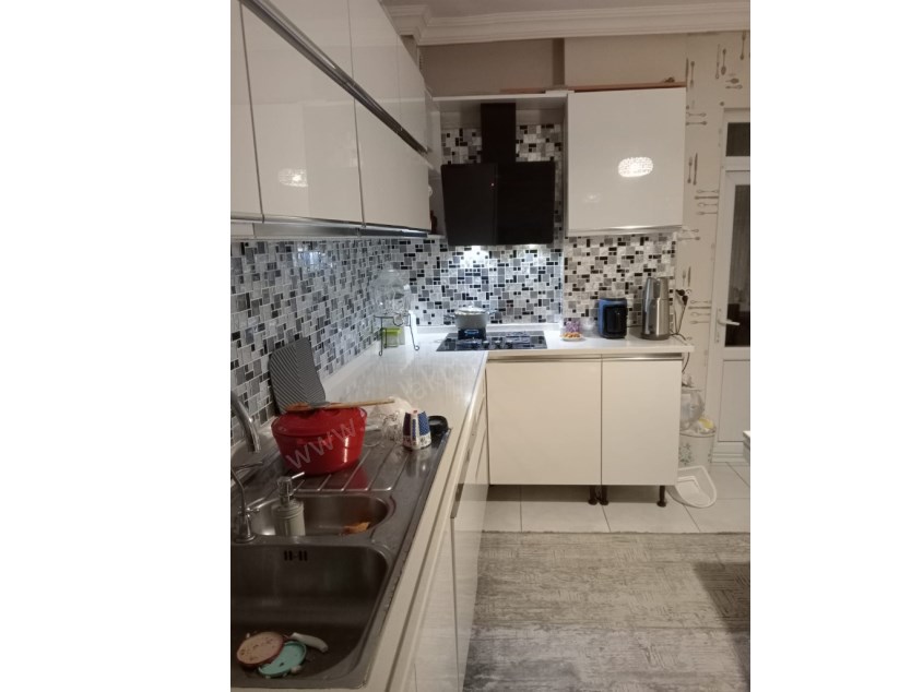 KONUKSEVERDE 3+1 FIRSAT DAİRE 