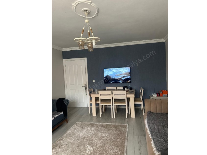 KONUKSEVERDE 3+1 FIRSAT DAİRE 