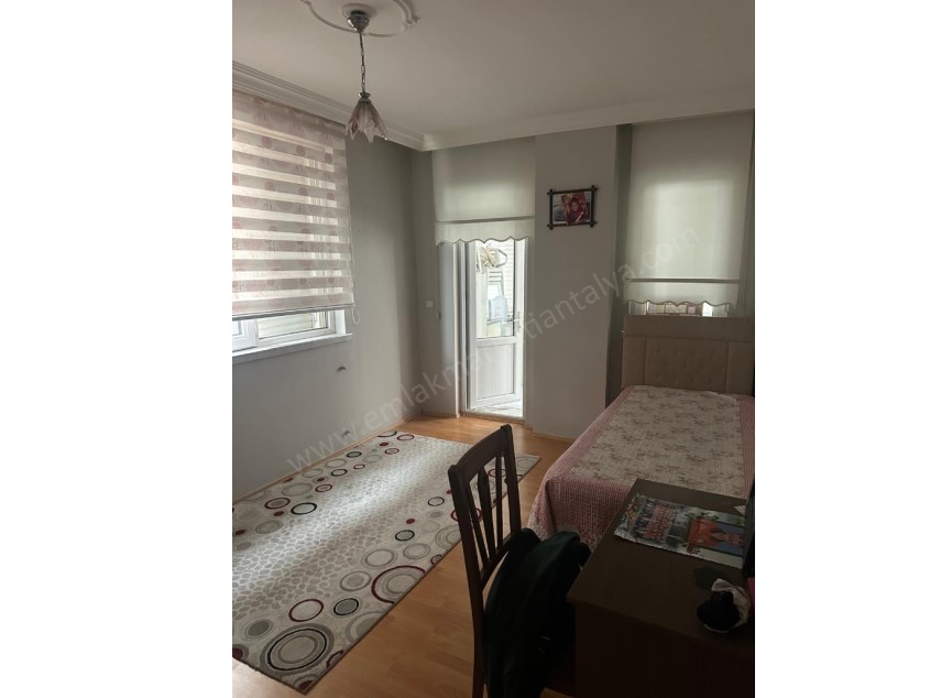 KONUKSEVERDE 3+1 FIRSAT DAİRE 