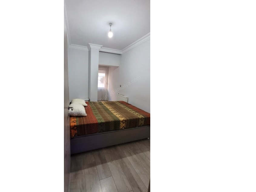 MERKEZDE TRAMVAY YAKINI İÇİ LÜKS YAPILI 2+1