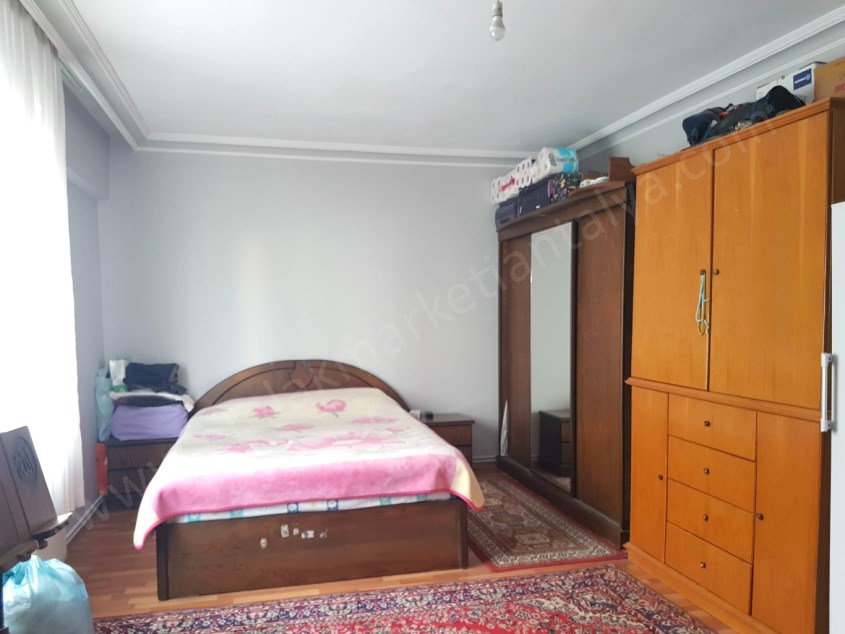 KIZILTOPRAK TAHTAKALE YAKINI HAVUZLU SİTEDE 3+1