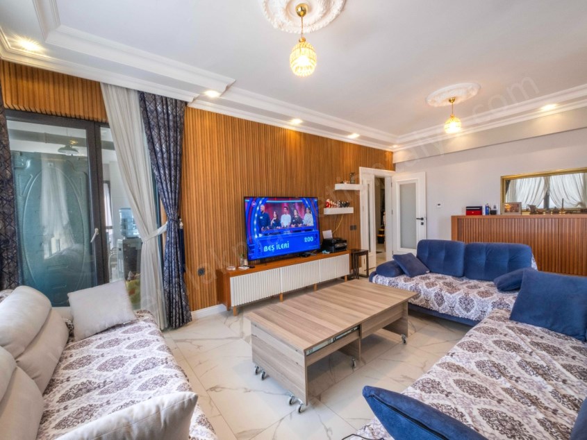 LARADA HAVUZLU SİTE İÇİ YAPILI GENİŞ DUBLEKS 