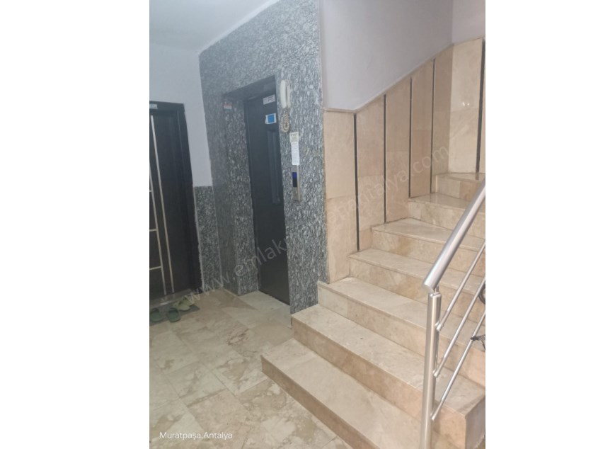 YENİGÜN MERKEZİ KONUMDA ASANSÖRLÜ 3+1 DAİRE