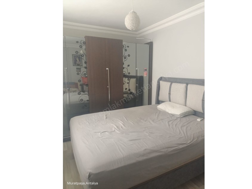 YENİGÜN MERKEZİ KONUMDA ASANSÖRLÜ 3+1 DAİRE