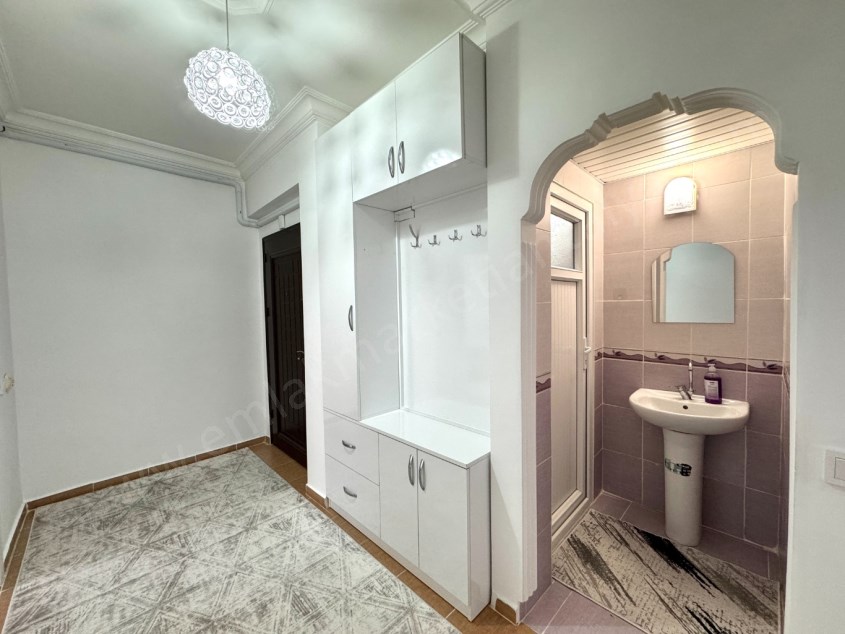 TAHTAKALE YAKINI PARK CEPHELİ DOĞALGAZLI ASANSÖRLÜ GENİŞ 3+1