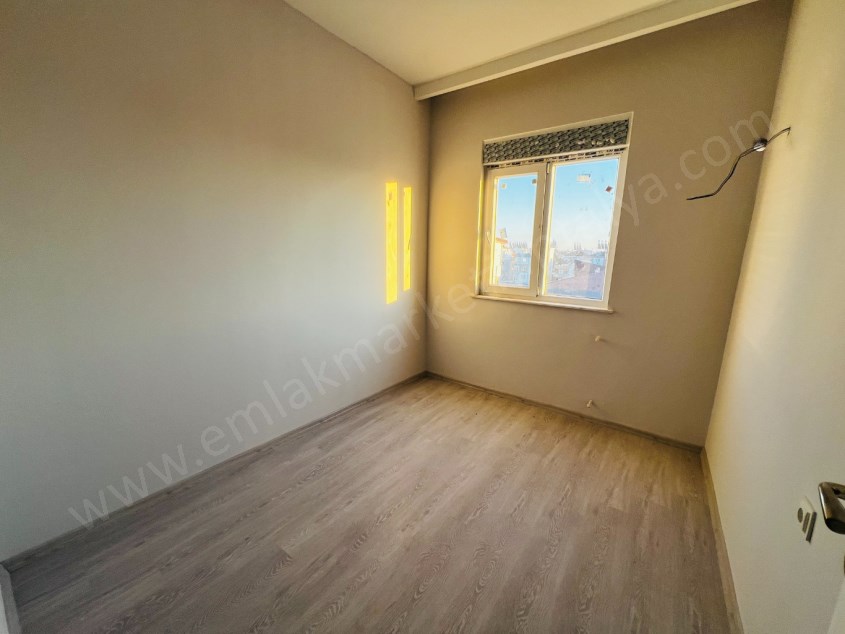 SIFIR BİNADA TERASLI KULLANIŞLI 4+1 DUBLEKS