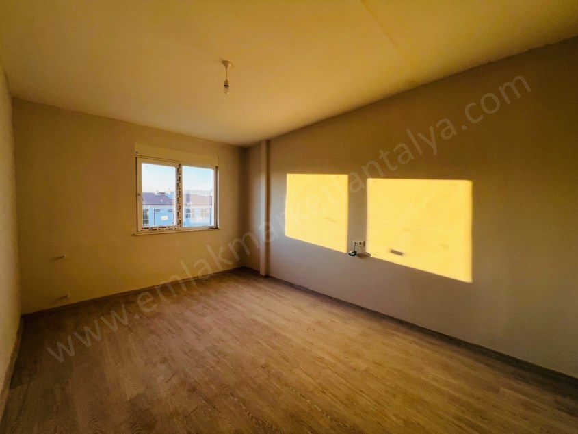 SIFIR BİNADA TERASLI KULLANIŞLI 4+1 DUBLEKS