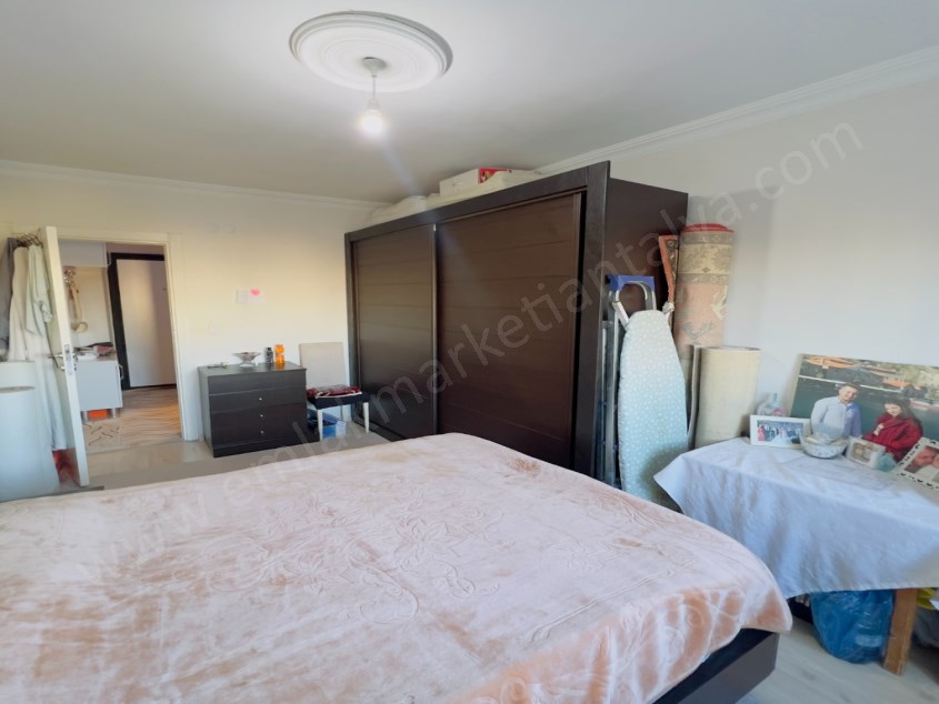 CADDE ÜSTÜ AYRI MUTFAKLI ASANSÖRLÜ GENİŞ 3+1