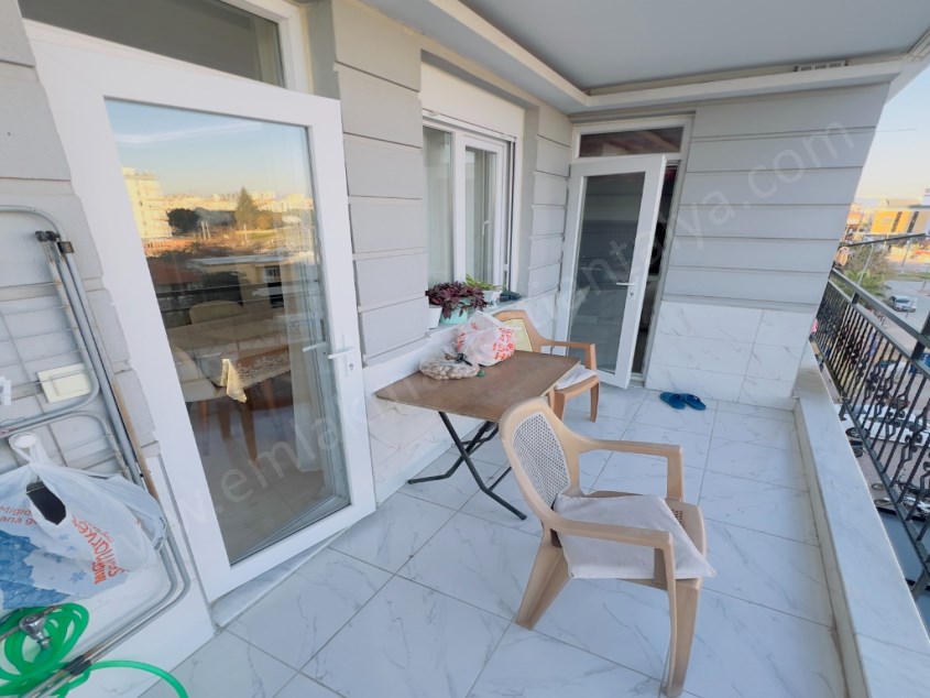 CADDE ÜSTÜ AYRI MUTFAKLI ASANSÖRLÜ GENİŞ 3+1