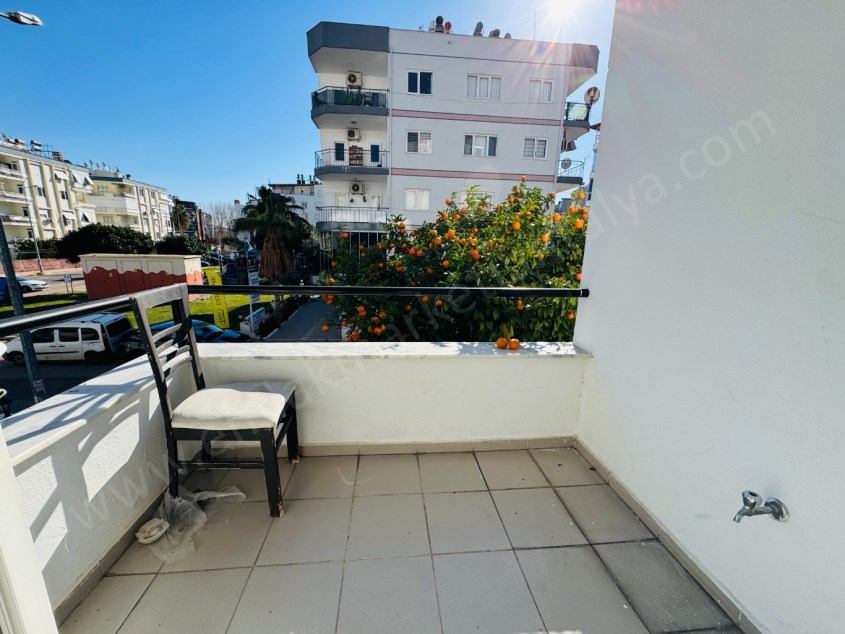 HURMA MAH. MERKEZİ KONUMDA SİTE İÇİ KATTA 3+1