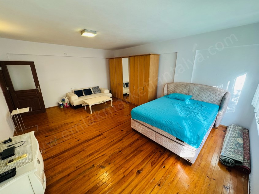 YILDIZ MAH. KÖŞE BAŞI GENİŞ 2+1