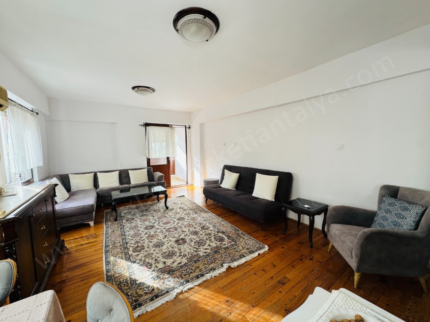 YILDIZ MAH. KÖŞE BAŞI GENİŞ 2+1