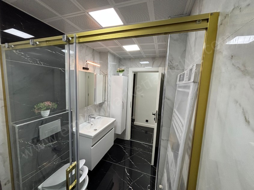 KONYAALTI SAHİLİNE YÜRÜYÜŞ MESAFESİNDE İÇİ YAPILI 2+1